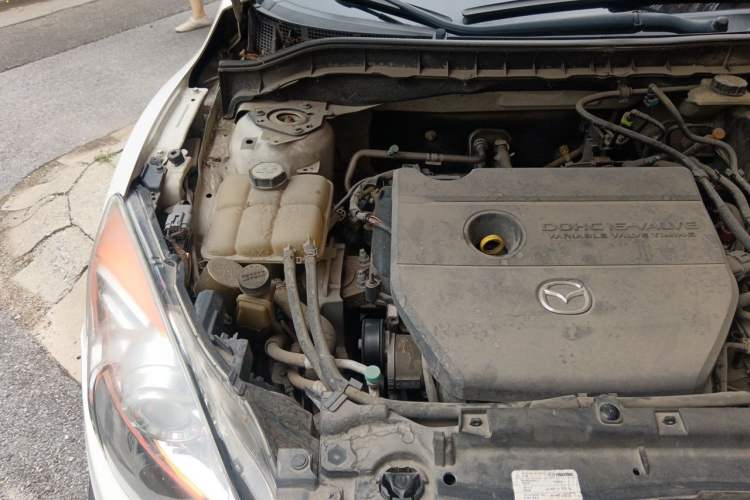 Used Mazda 3 2012 Hatchback 2.0L Automatic Luxury Model Engine Bay Right