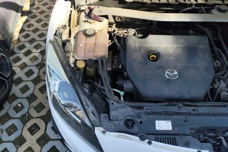 Used Mazda 3 2012 Hatchback 2.0L Automatic Luxury Model Engine Bay Right