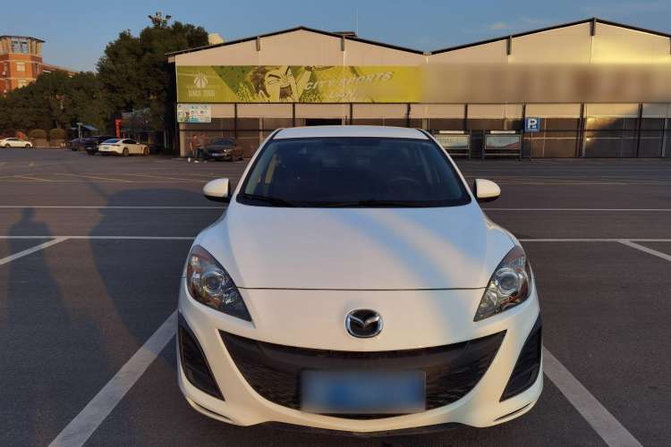 Used Mazda 3 2012 Hatchback 1.6L Manual Comfort Model Exterior 1