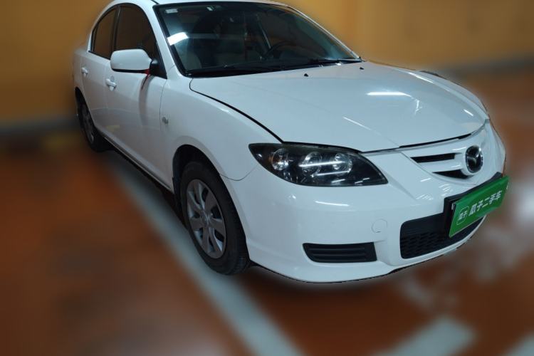 Used Mazda 3 2012 1.6L Automatic Classic Special Offer Front Right 45 Deg