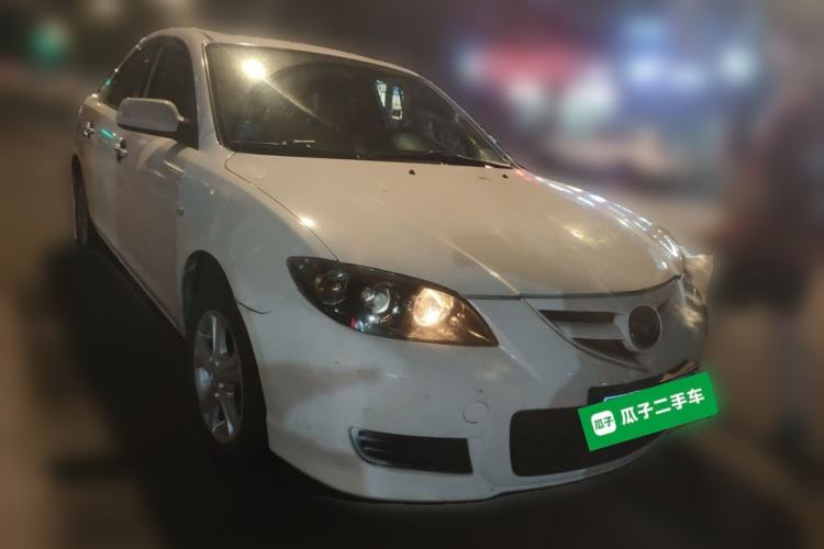 Used Mazda 3 2012 1.6L Manual Classic Standard Edition Front Right 45 Deg