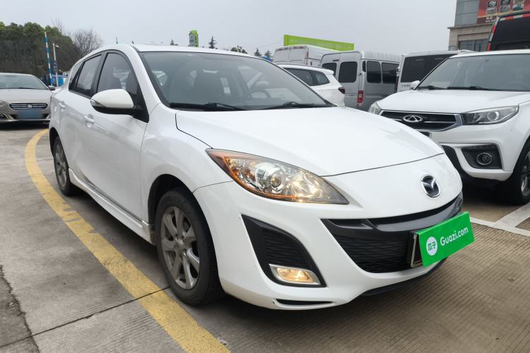 Used Mazda 3 2012 Hatchback 2.0L Automatic Luxury Model Front Right 45 Deg