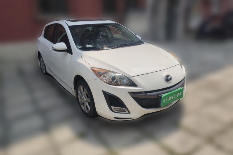 Used Mazda 3 2012 Hatchback 2.0L Automatic Luxury Model Front Right 45 Deg