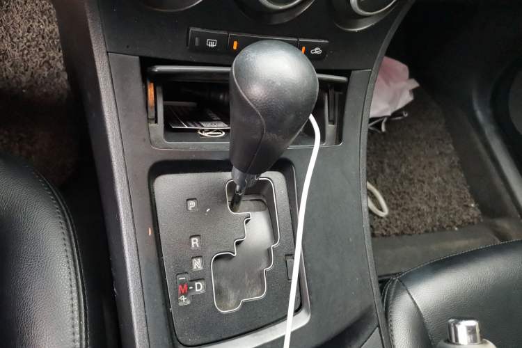 Used Mazda 3 2012 Hatchback 1.6L Automatic Elite Model Gear Lever