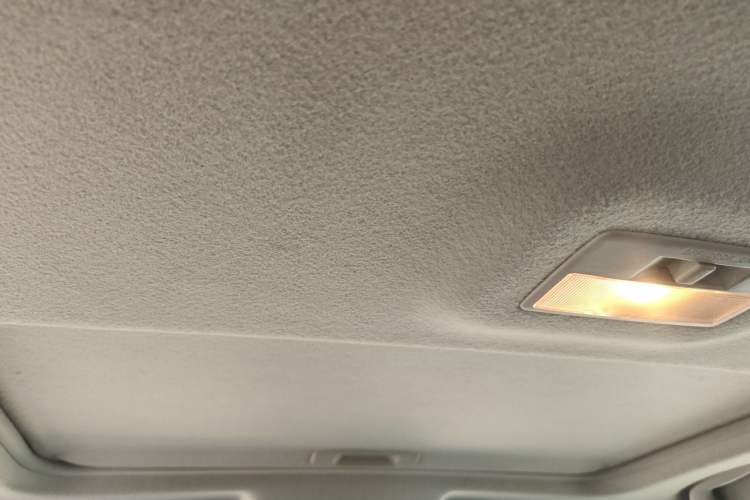 Used Mazda 3 2012 Hatchback 2.0L Automatic Luxury Model Headliner
