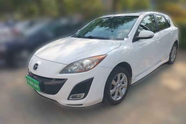 Ojetý Mazda 3 2012 Hatchback 2.0L Automatic Luxury Model