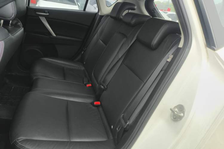 Used Mazda 3 2012 Hatchback 2.0L Automatic Luxury Model Left Rear Seat