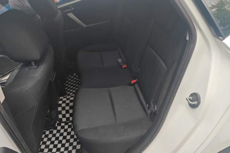 Used Mazda 3 2012 Hatchback 2.0L Automatic Luxury Model Left Rear Seat