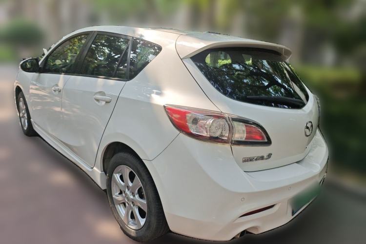 Used Mazda 3 2012 Hatchback 2.0L Automatic Luxury Model Rear Left 45 Deg