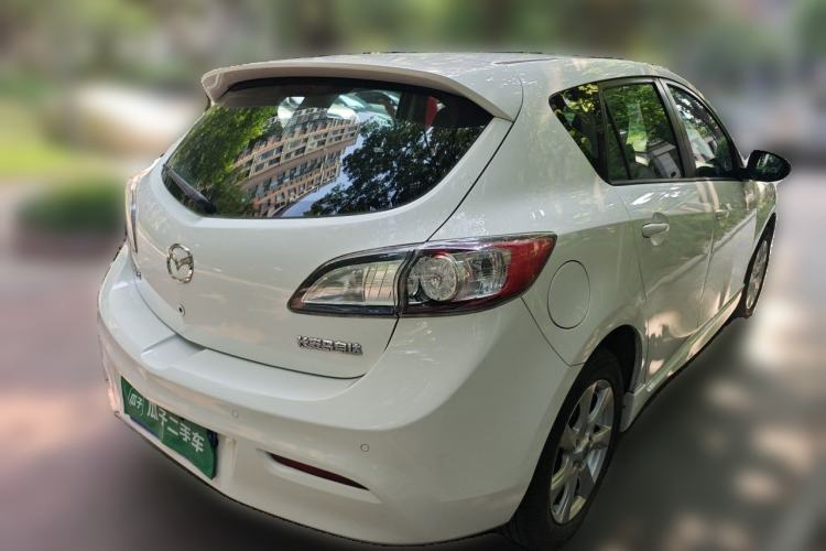 Used Mazda 3 2012 Hatchback 2.0L Automatic Luxury Model Rear Right 45 Deg