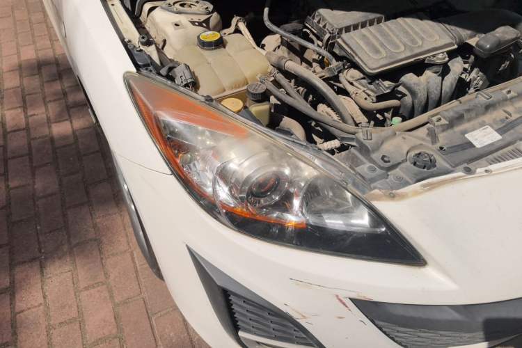 Used Mazda 3 2012 Hatchback 1.6L Manual Comfort Model Right Front Headlight
