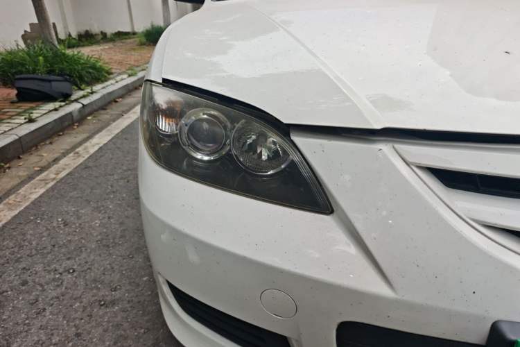 Used Mazda 3 2012 1.6L Manual Classic Special Offer Right Front Headlight
