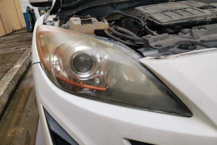Used Mazda 3 2012 Hatchback 1.6L Automatic Elite Model Right Front Headlight