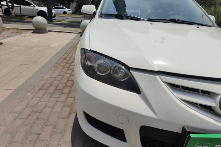 Used Mazda 3 2012 1.6L Automatic Classic Standard Edition Right Front Headlight
