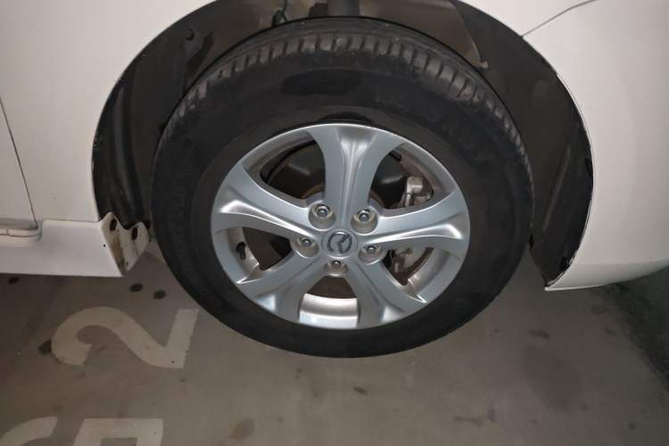 Used Mazda 3 2012 Hatchback 1.6L Automatic Elite Model Right Front Wheel Hub