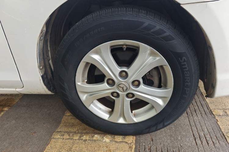 Used Mazda 3 2012 1.6L Automatic Classic Standard Edition Right Front Wheel Hub