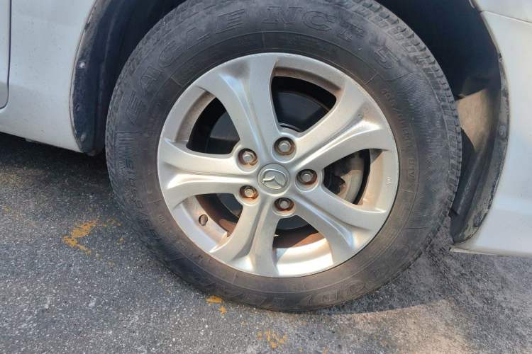 Used Mazda 3 2012 1.6L Automatic Classic Standard Edition Right Front Wheel Hub