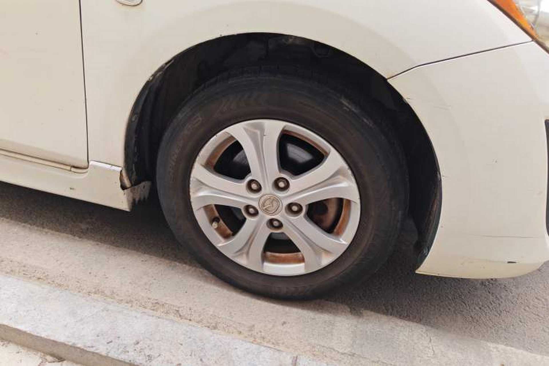 Used Mazda 3 2012 Hatchback 1.6L Automatic Elite Model Right Front Wheel Hub