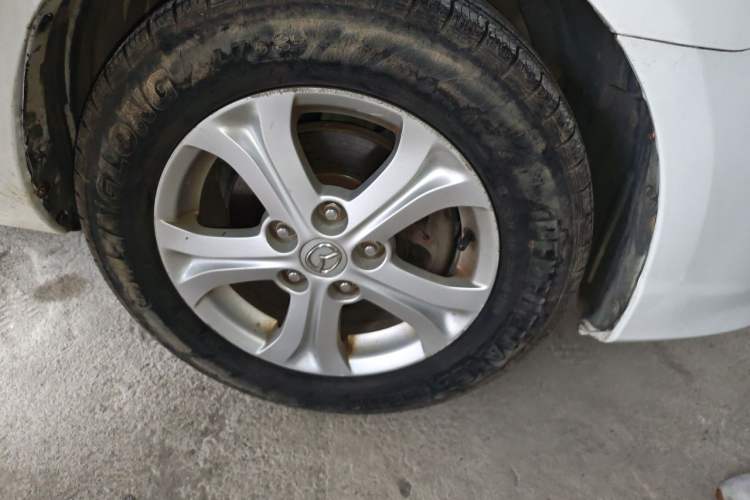 Used Mazda 3 2012 1.6L Automatic Classic Standard Edition Right Front Wheel Hub