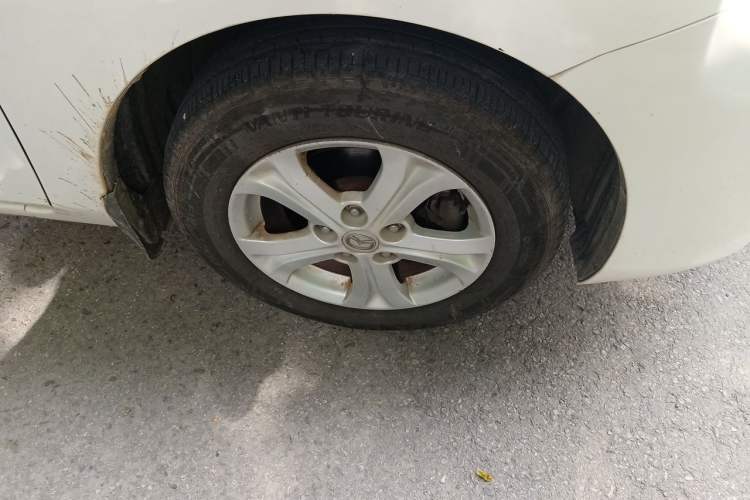 Used Mazda 3 2012 Hatchback 1.6L Manual Comfort Model Right Front Wheel Hub