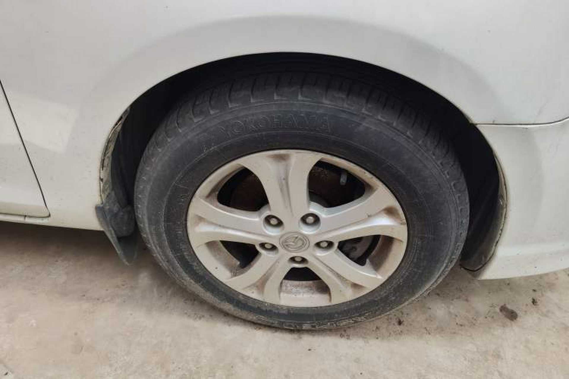 Used Mazda 3 2012 1.6L Manual Classic Standard Edition Right Front Wheel Hub