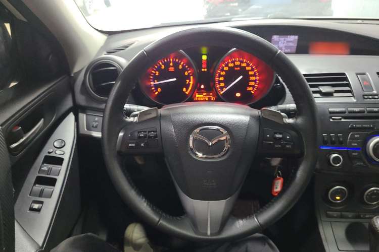 Used Mazda 3 2012 Hatchback 2.0L Automatic Luxury Model Steering Wheel