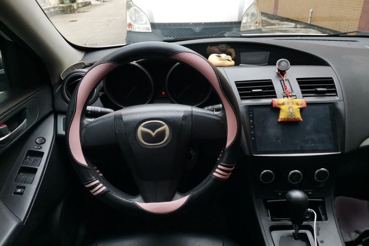 Used Mazda 3 2012 Hatchback 1.6L Automatic Elite Model Steering Wheel