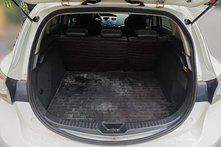 Used Mazda 3 2012 Hatchback 2.0L Automatic Luxury Model Trunk