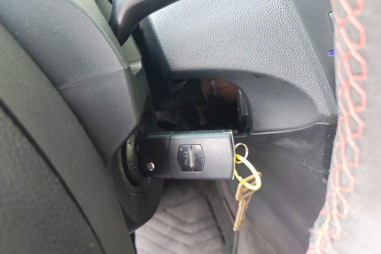 Used Mazda 3 2012 Hatchback 1.6L Manual Comfort Model Vehicle Key