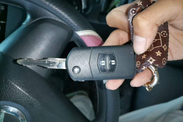 Used Mazda 3 2012 Hatchback 1.6L Automatic Elite Model Vehicle Key