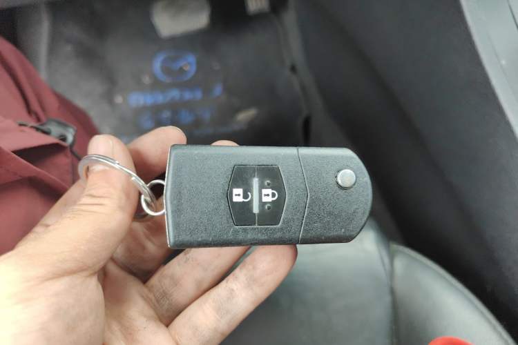 Used Mazda 3 2012 Hatchback 2.0L Automatic Luxury Model Vehicle Key