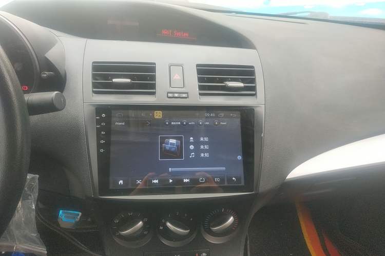Used Mazda 3 2013 Sedan 1.6L Manual Elite Model Audio And AC Panel