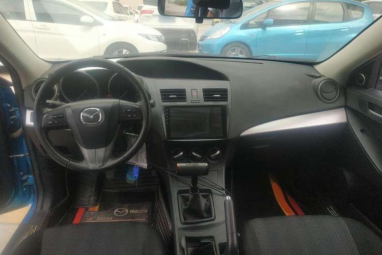 Used Mazda 3 2013 Sedan 1.6L Manual Elite Model Center Console