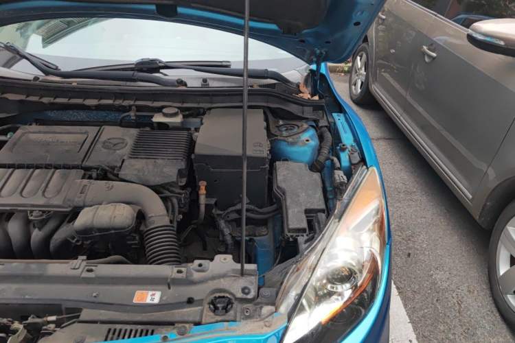 Used Mazda 3 2013 Hatchback 1.6L Automatic Elite Model Engine Bay Left
