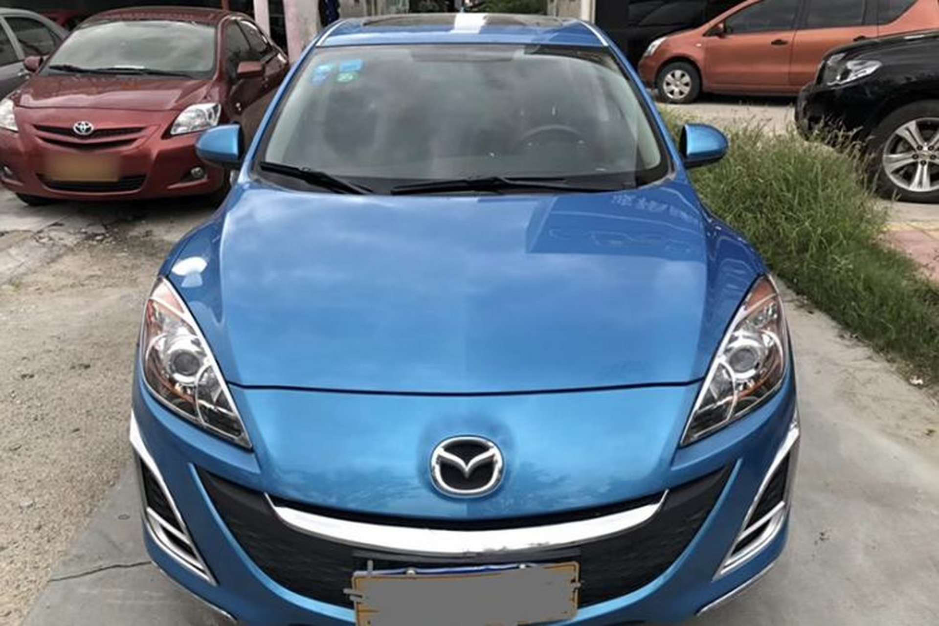 Used Mazda 3 2013 Hatchback 1.6L Automatic Elite Model Exterior 1