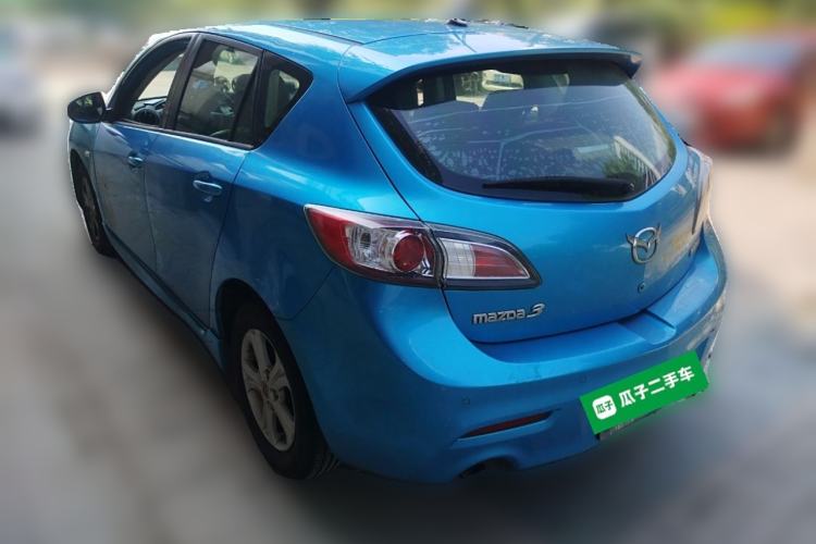 Used Mazda 3 2013 Hatchback 1.6L Automatic Elite Model Exterior 3