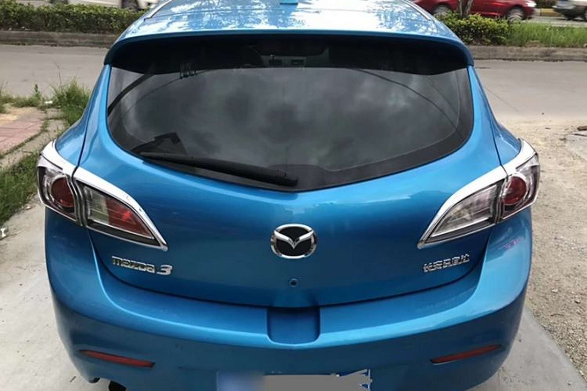 Used Mazda 3 2013 Hatchback 1.6L Automatic Elite Model Exterior 5