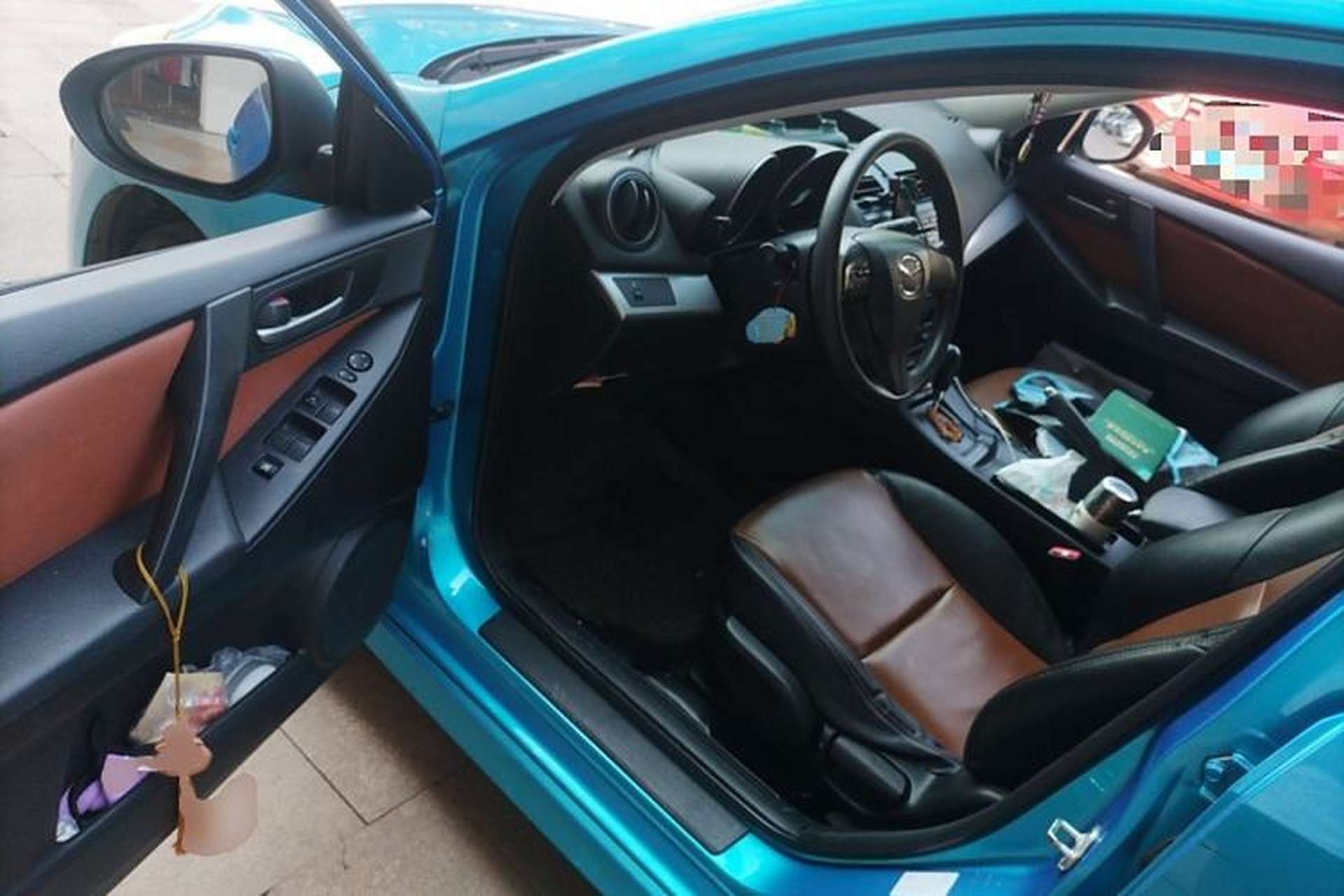 Used Mazda 3 2013 Hatchback 1.6L Automatic Elite Model Interior 3
