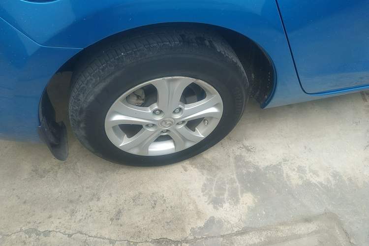 Used Mazda 3 2013 Sedan 1.6L Manual Elite Model Right Rear Wheel Hub