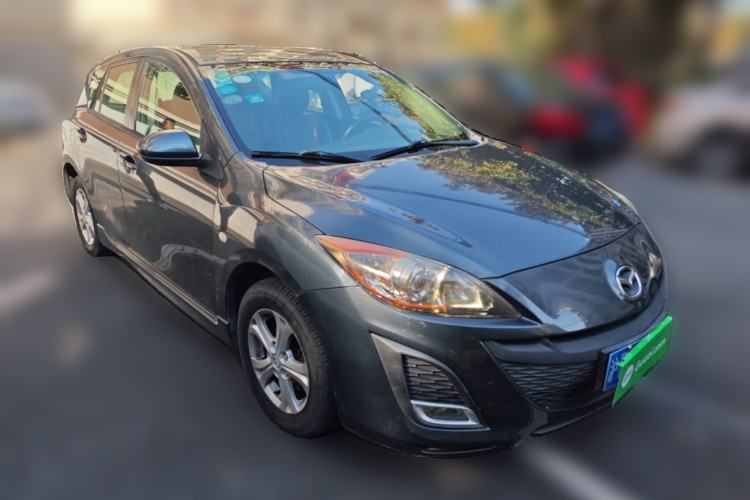 Used Mazda 3 2013 Hatchback 1.6L Automatic Elite Model Front Right 45 Deg