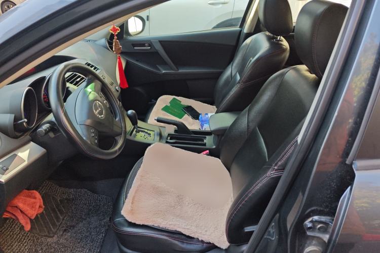 Used Mazda 3 2013 Hatchback 1.6L Automatic Elite Model Left Front Seat
