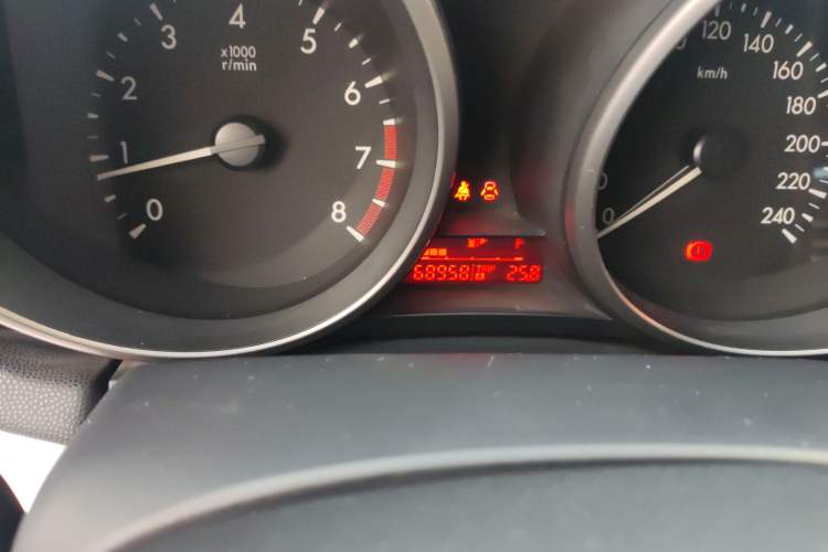 Used Mazda 3 2013 Sedan 1.6L Manual Elite Model Odometer Close Up
