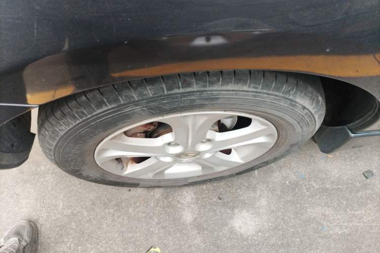 Used Mazda 3 2013 Hatchback 1.6L Automatic Elite Model Right Rear Wheel Hub