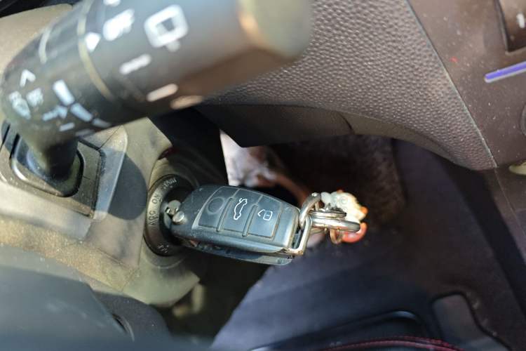 Used Mazda 3 2013 Hatchback 1.6L Automatic Elite Model Vehicle Key