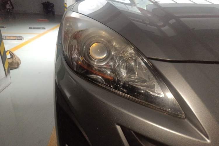Used Mazda 3 2013 Sedan 1.6L Automatic Elite Model Right Front Headlight