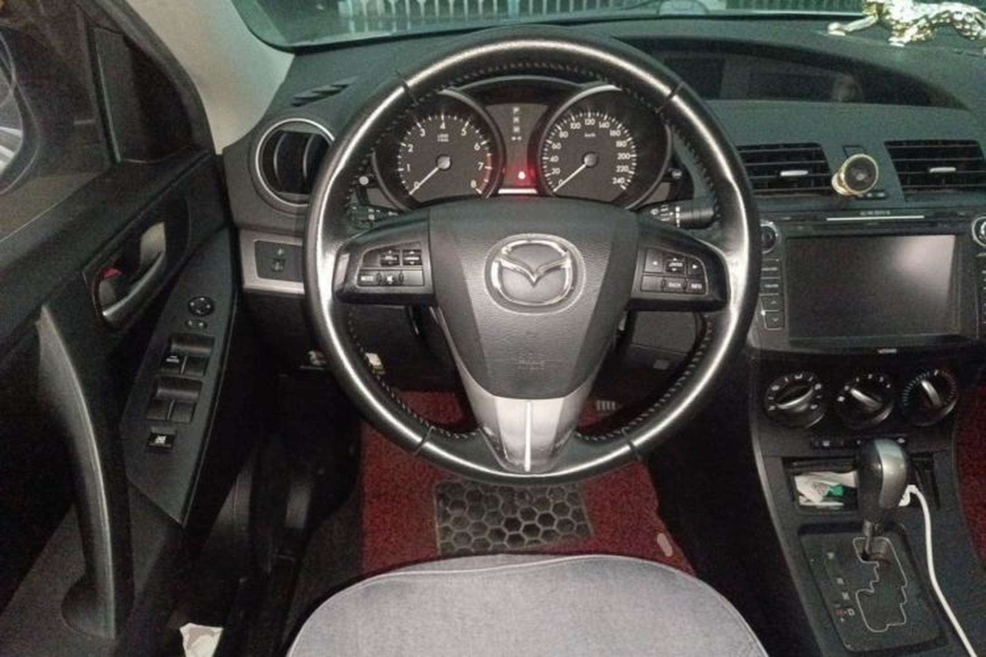 Used Mazda 3 2013 Sedan 1.6L Automatic Elite Model Steering Wheel