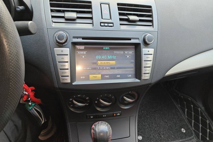 Used Mazda 3 2013 Sedan 1.6L Automatic Elite Model Audio And AC Panel