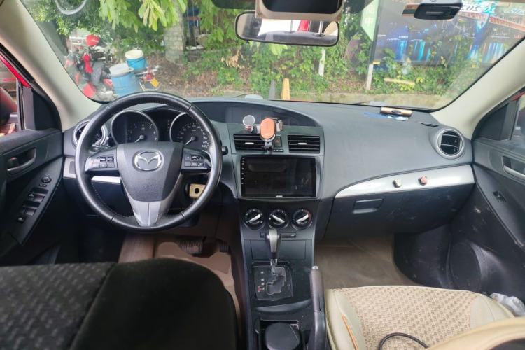 Used Mazda 3 2013 Sedan 1.6L Automatic Elite Model Center Console