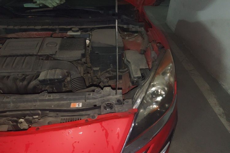 Used Mazda 3 2013 Sedan 1.6L Manual Elite Model Engine Bay Left
