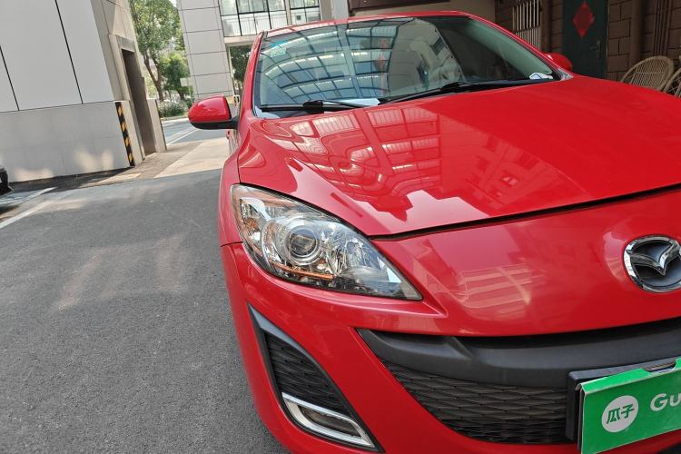 Used Mazda 3 2013 Sedan 1.6L Automatic Elite Model Exterior 6